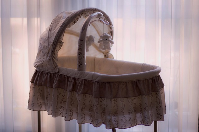 Age and Weight to Move Baby Out of the Bassinet and Where Should Baby Sleep Next?